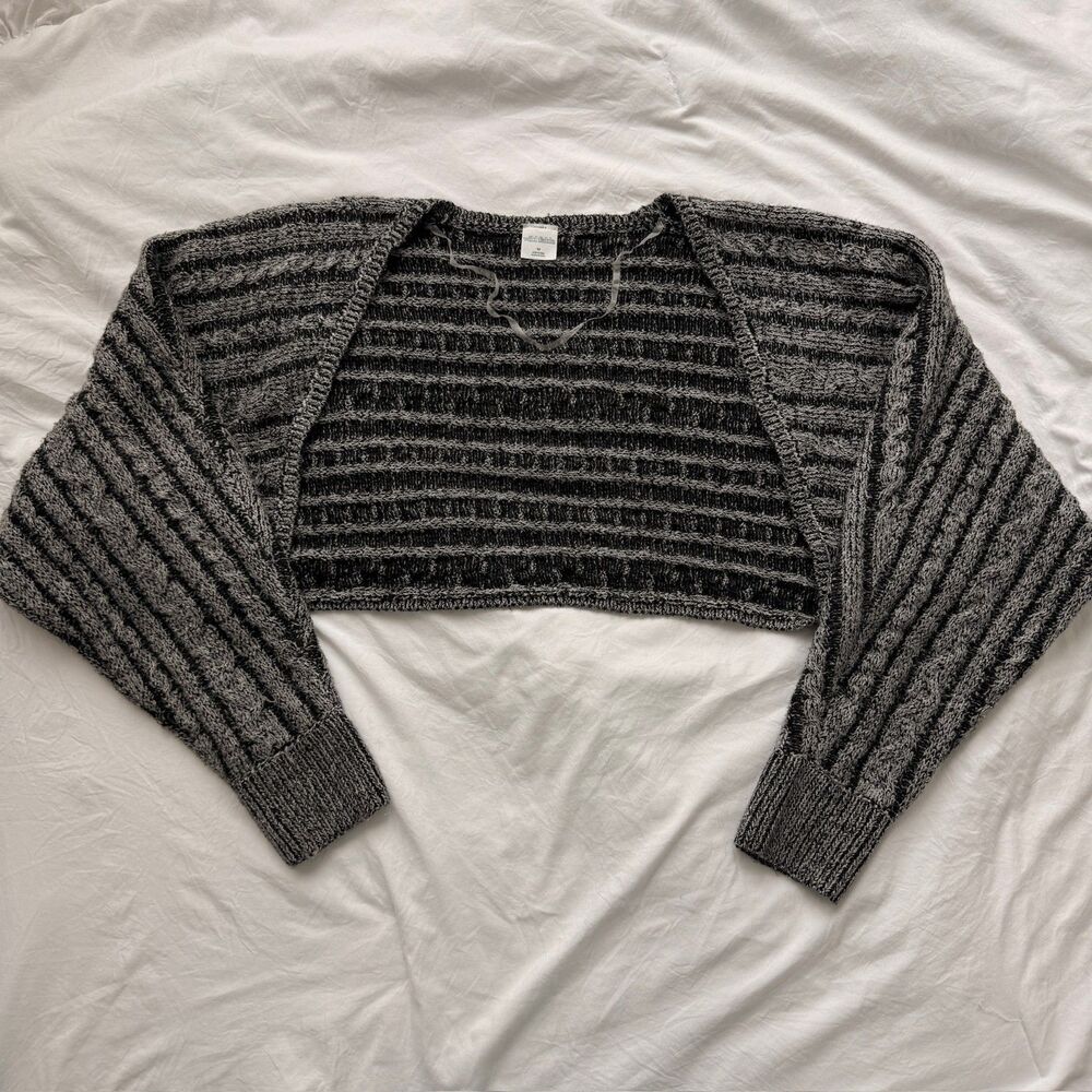 Wild Fable Gray Cable Knit Bolero Sweater